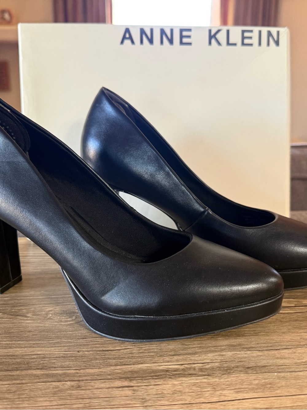 Anne Klein Black Leather Platform Block Heel Pumps - Picture 2 of 4